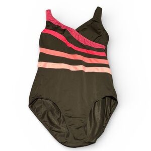 Plus Size One Piece Swimsuit FINZ 14 Black Pink Stripes Full Coverage Swim Sexy